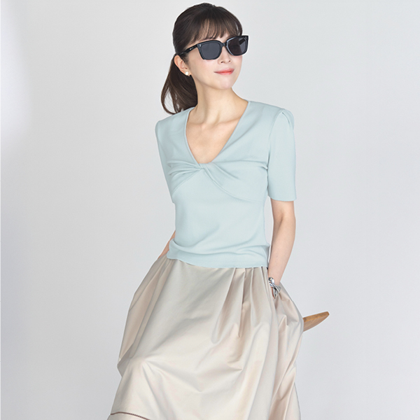 New Arrivals - 新作エレガントトップス特集