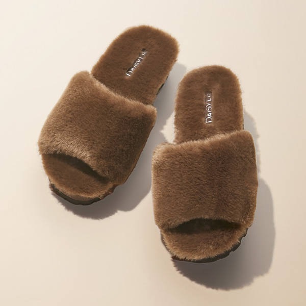 Teddy Sandal