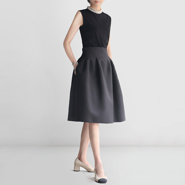 High-Hip Skirt II