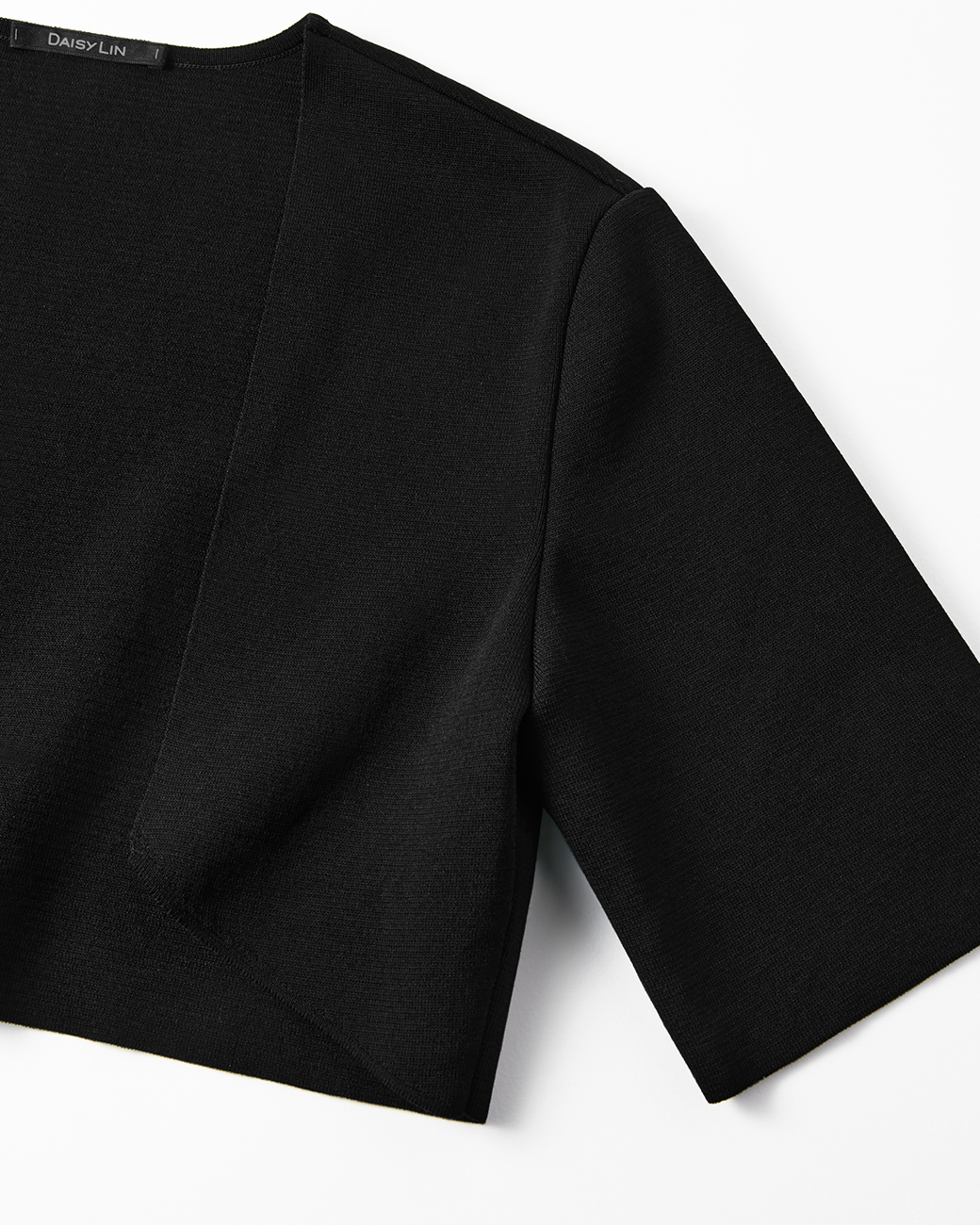 DAISY LIN | Official website and Online Boutique / Knit