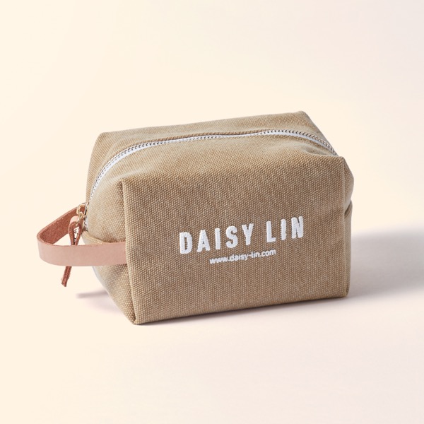 DAISY LIN | Official website and Online Boutique / 記事TOP