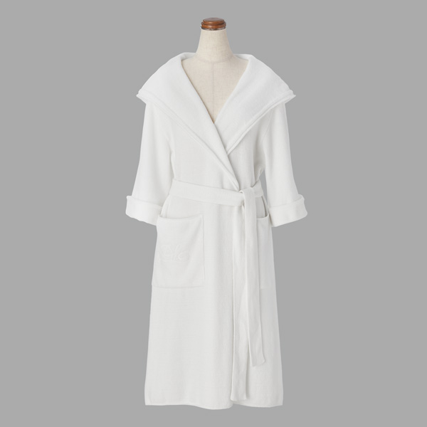 High-end Bathrobe (White)