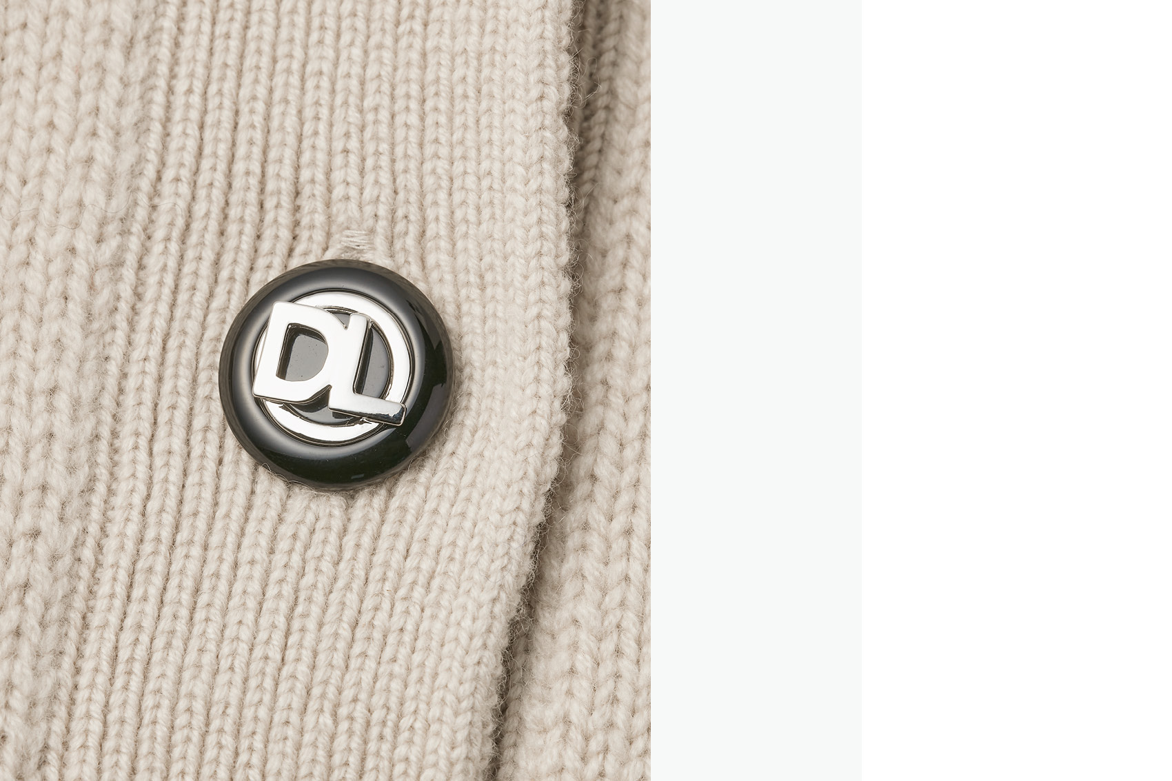 DAISY LIN | Official website and Online Boutique / ふわとろ